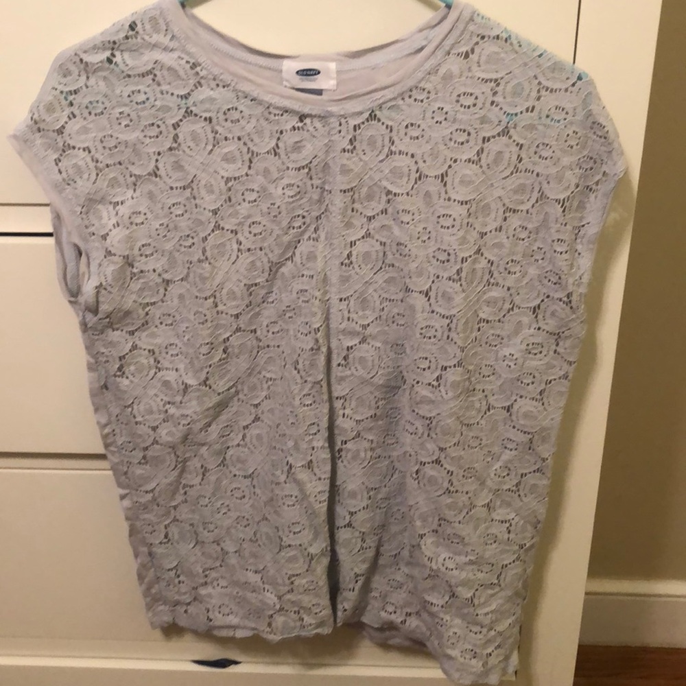 Old navy tee
